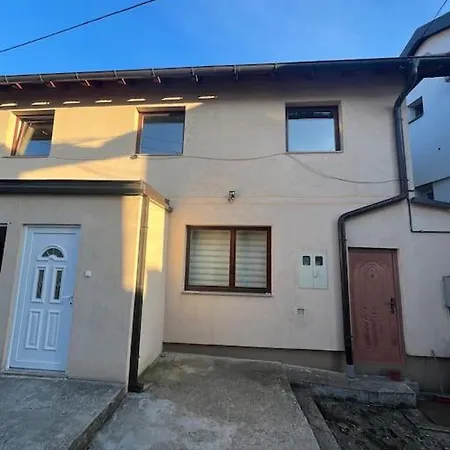 Apartament Sa Apartman *